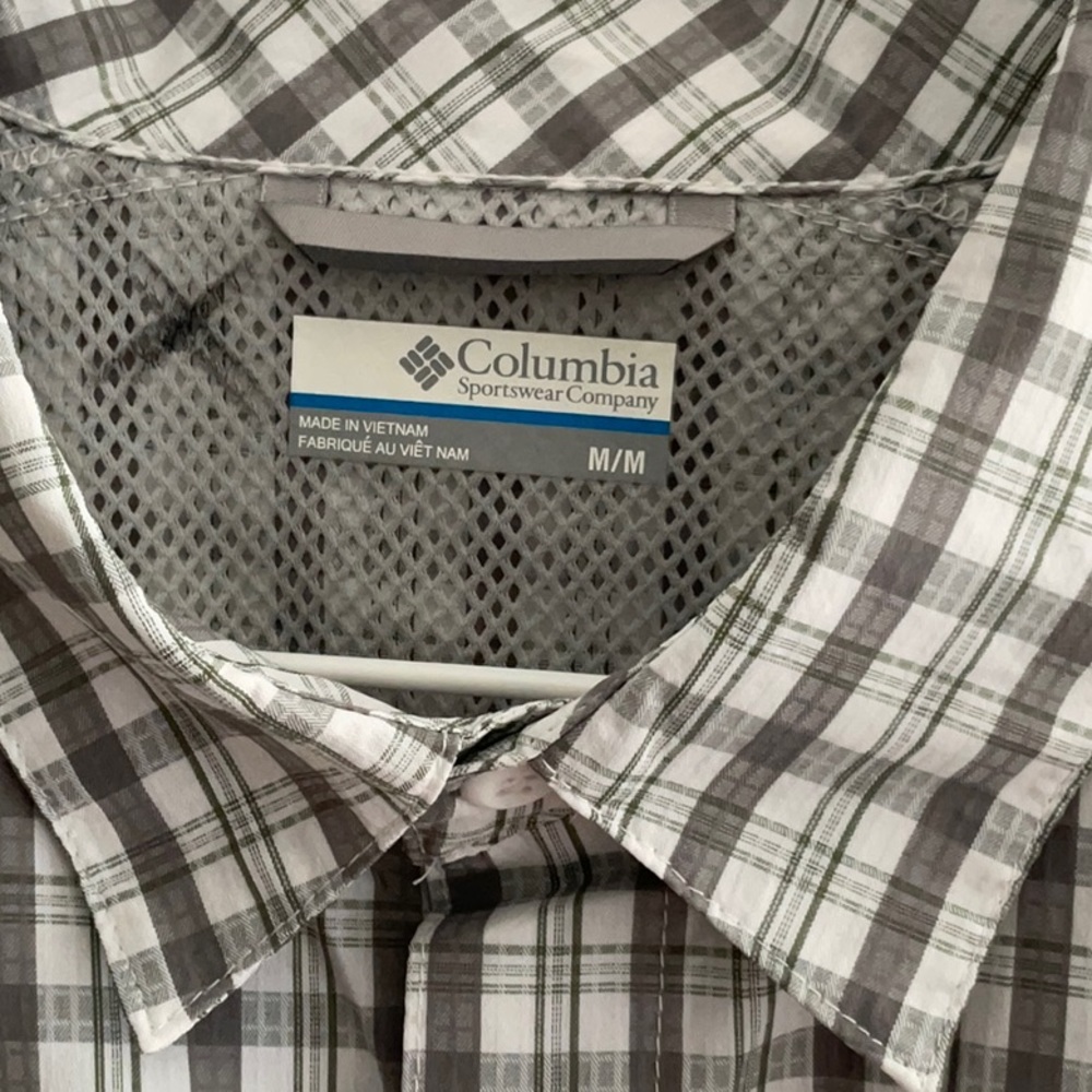 COLUMBIA Omni-Shade long sleeve shirt, great for travel! - Picture 4 of 7